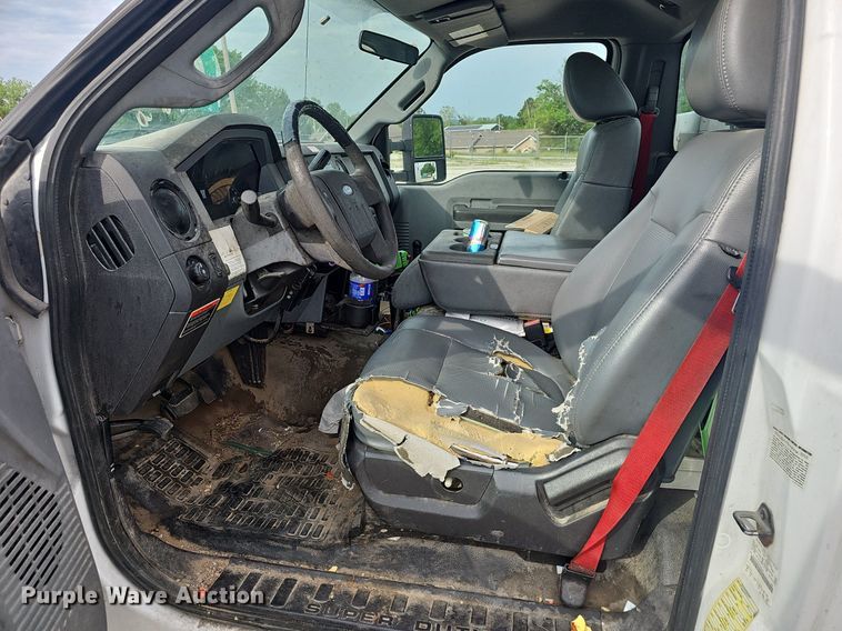 image for item EJ5371 2011 Ford F450 Super Duty bucket truck