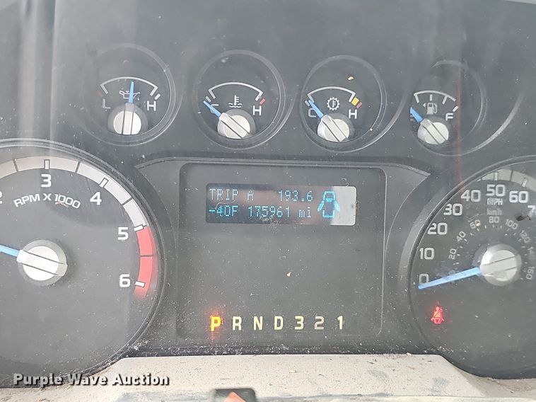 image for item EJ5371 2011 Ford F450 Super Duty bucket truck