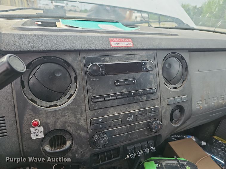 image for item EJ5371 2011 Ford F450 Super Duty bucket truck