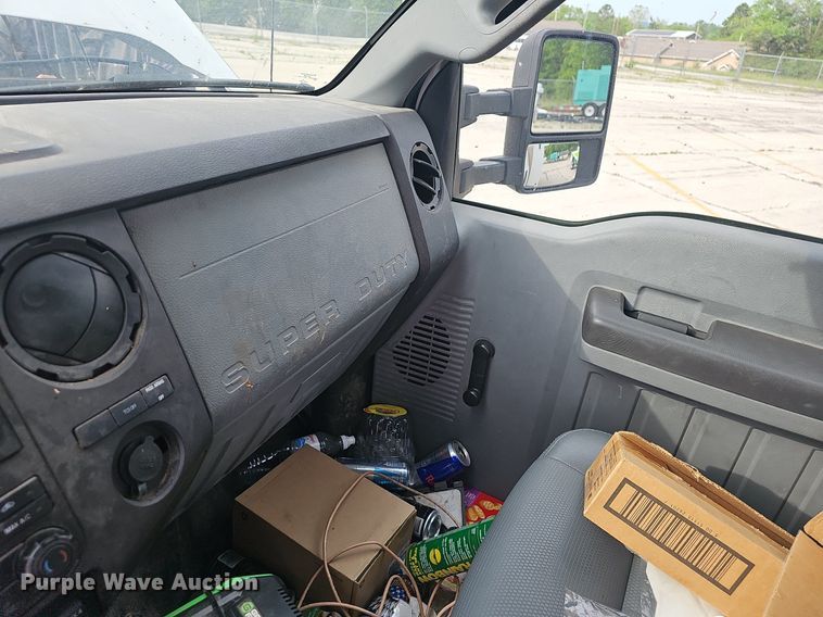 image for item EJ5371 2011 Ford F450 Super Duty bucket truck