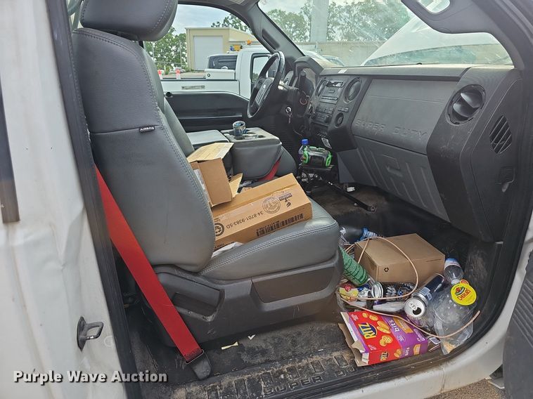 image for item EJ5371 2011 Ford F450 Super Duty bucket truck