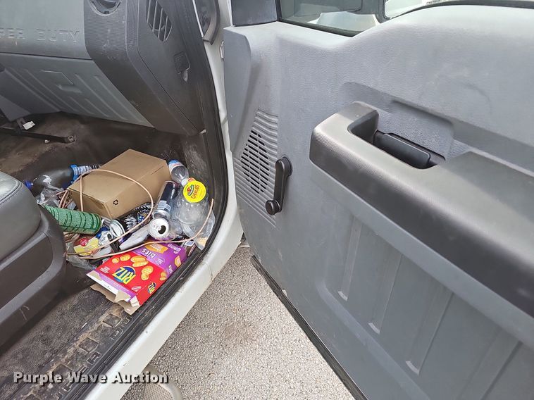 image for item EJ5371 2011 Ford F450 Super Duty bucket truck