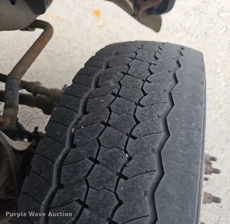 image for item EJ5371 2011 Ford F450 Super Duty bucket truck