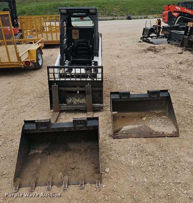 image for item EJ5373 2019 Bobcat  S70 skid steer loader