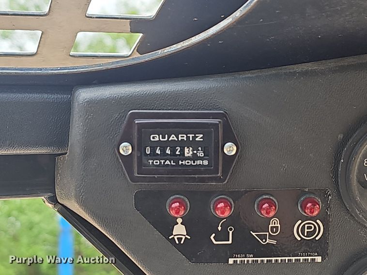 image for item EJ5373 2019 Bobcat  S70 skid steer loader