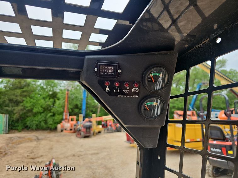 image for item EJ5373 2019 Bobcat  S70 skid steer loader