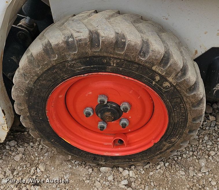 image for item EJ5373 2019 Bobcat  S70 skid steer loader