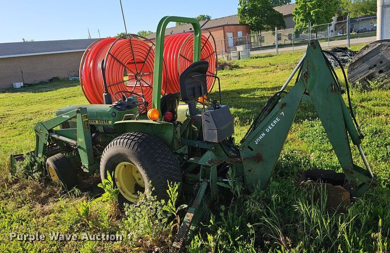 image for item EJ5389 1986 John Deere 750 MFWD tractor