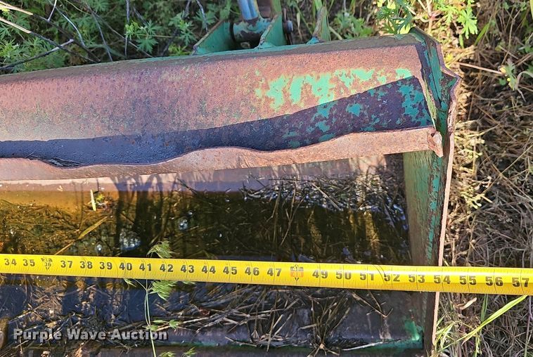 image for item EJ5389 1986 John Deere 750 MFWD tractor