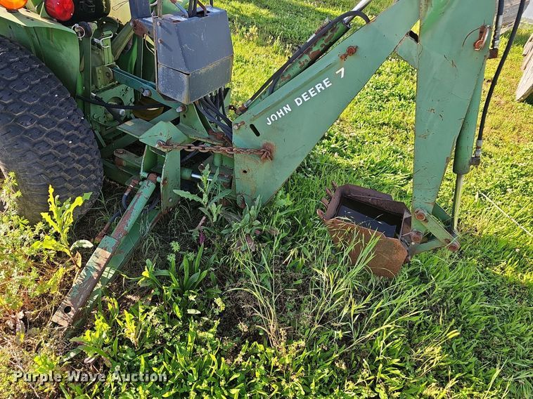 image for item EJ5389 1986 John Deere 750 MFWD tractor