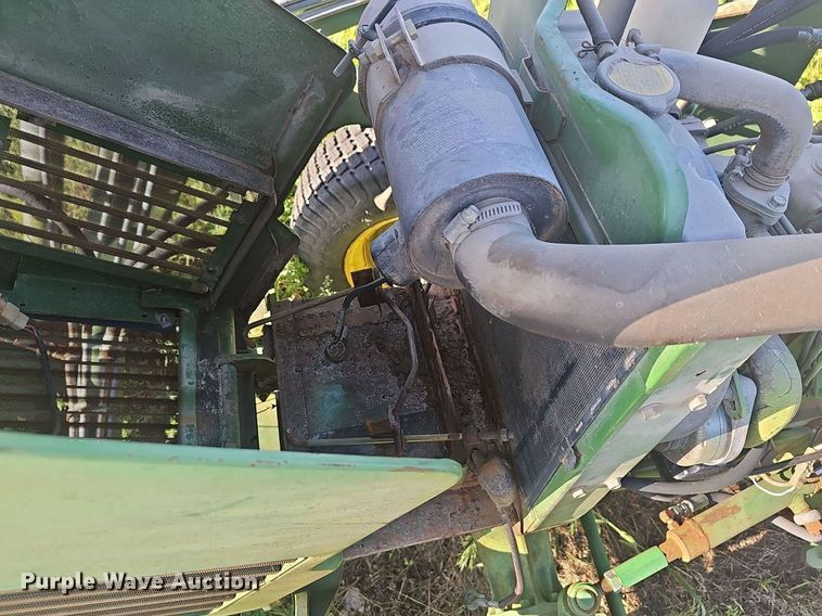 image for item EJ5389 1986 John Deere 750 MFWD tractor