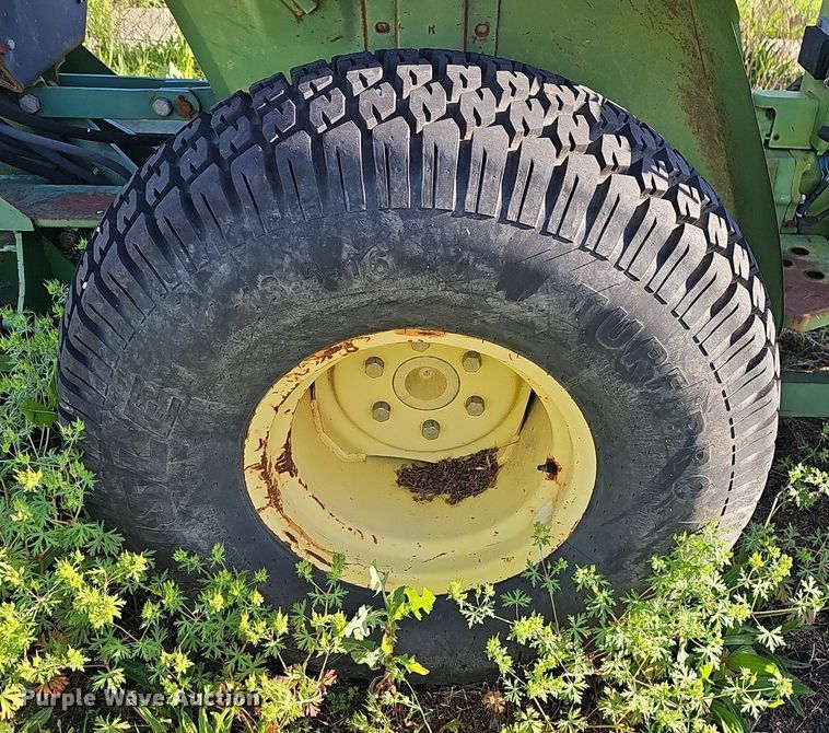 image for item EJ5389 1986 John Deere 750 MFWD tractor