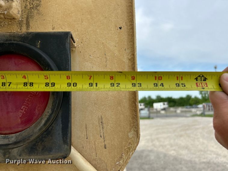 image for item EK4572 2002 Mack CH612 water truck