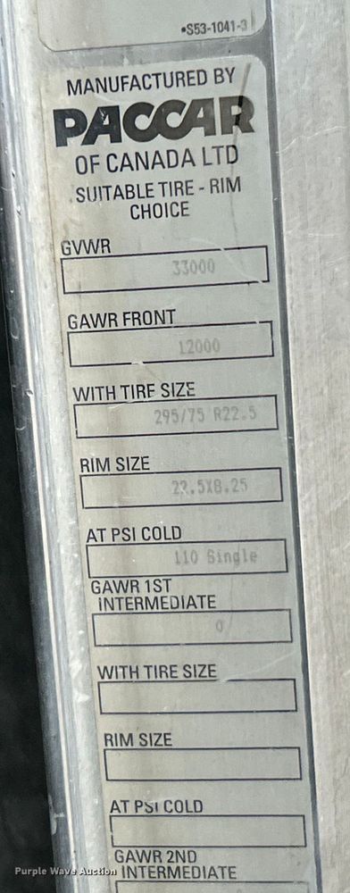 image for item EK4577 2001 Peterbilt  PB330 utility / service truck