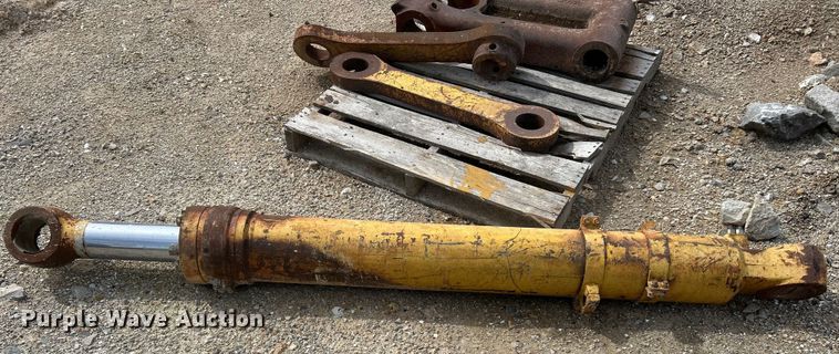 image for item EK4578 1999 Komatsu  PC400LC-6LK excavator