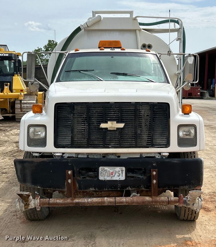 image for item EK4580 1994 GMC Topkick C6500 water truck
