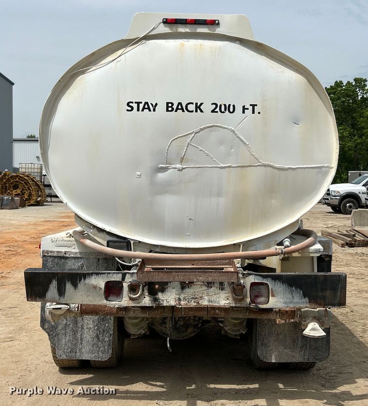 image for item EK4580 1994 GMC Topkick C6500 water truck