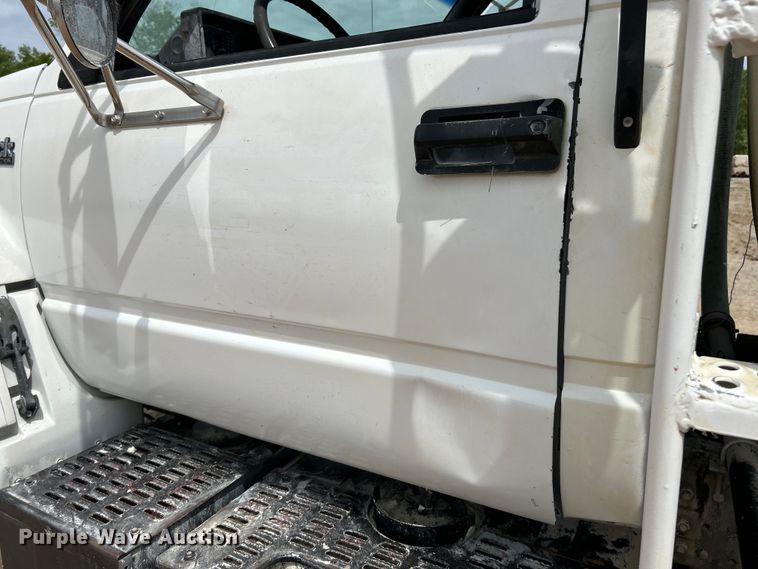 image for item EK4580 1994 GMC Topkick C6500 water truck