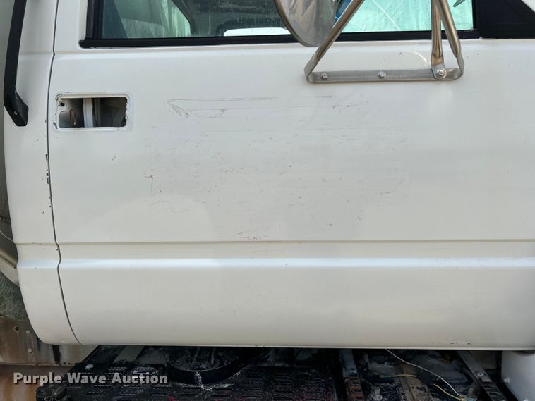 image for item EK4580 1994 GMC Topkick C6500 water truck