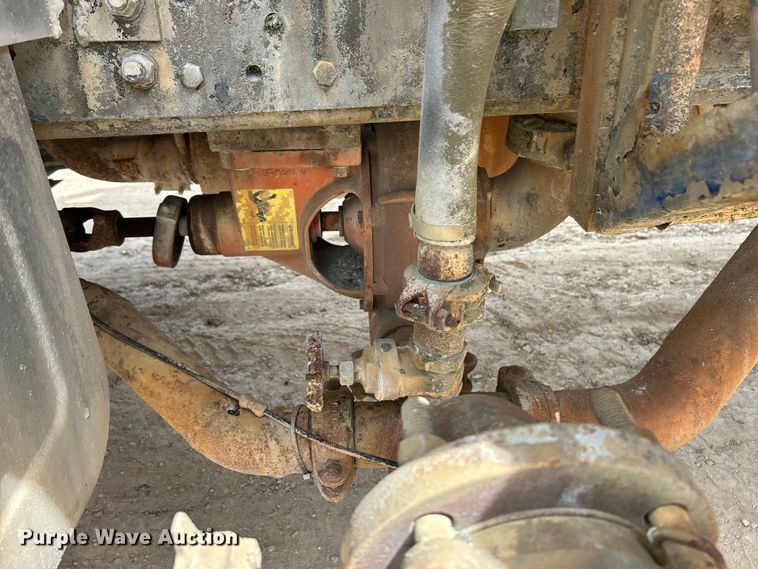 image for item EK4580 1994 GMC Topkick C6500 water truck