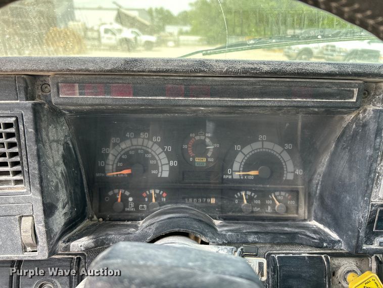 image for item EK4580 1994 GMC Topkick C6500 water truck