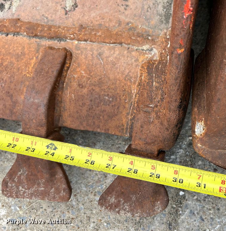 image for item EK4588 (4) Wain Roy excavator buckets 