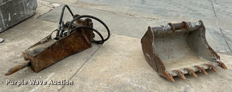 image for item EK4589 Bobcat  excavator attachments 