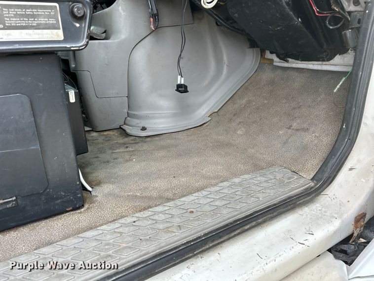 image for item EK4590 1997 Ford LT9513 utility / service truck