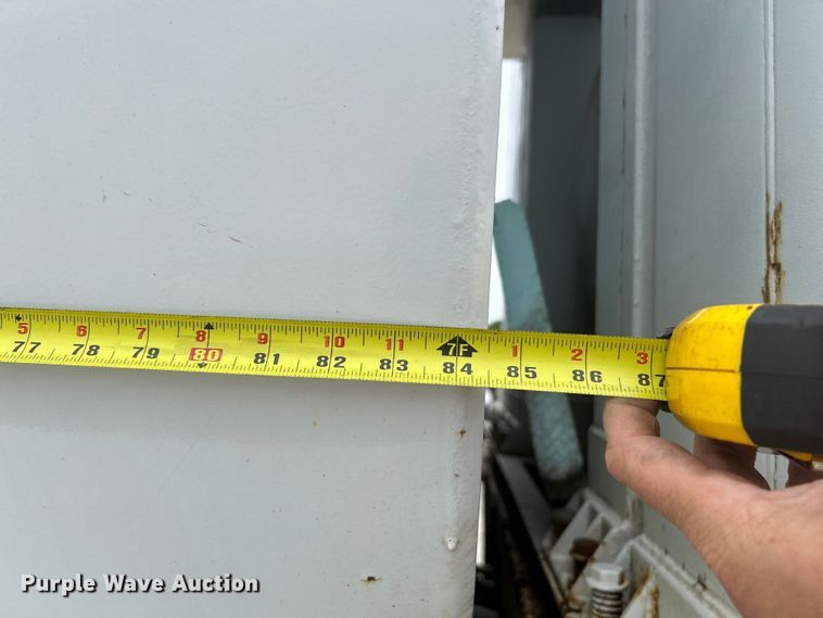 image for item EK4590 1997 Ford LT9513 utility / service truck