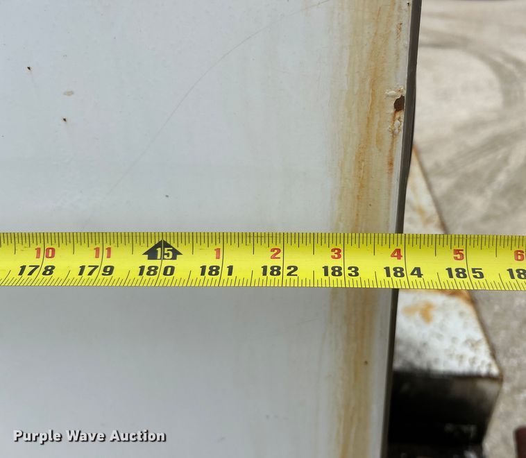 image for item EK4590 1997 Ford LT9513 utility / service truck