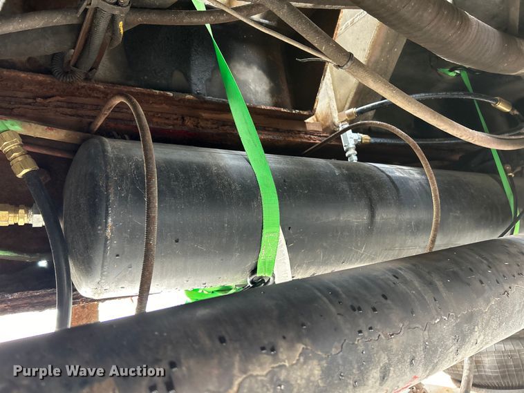 image for item EK4590 1997 Ford LT9513 utility / service truck