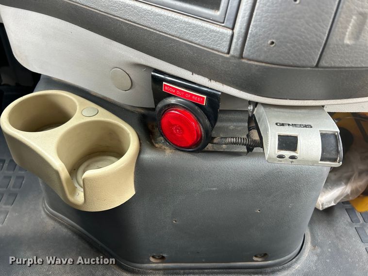 image for item EK4594 2007 Volvo VHD dump truck