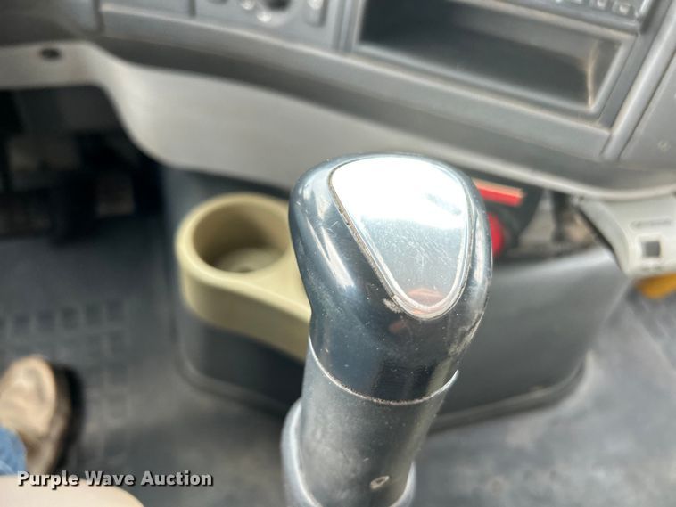 image for item EK4594 2007 Volvo VHD dump truck