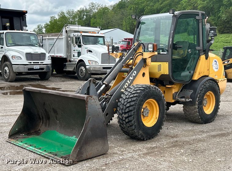 image for item EK4595 2006 Volvo  L20B-P wheel loader