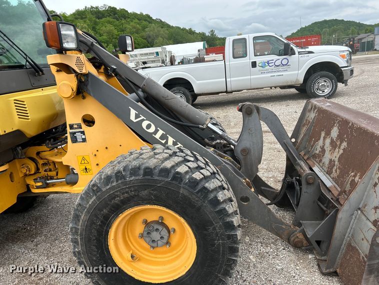 image for item EK4595 2006 Volvo  L20B-P wheel loader