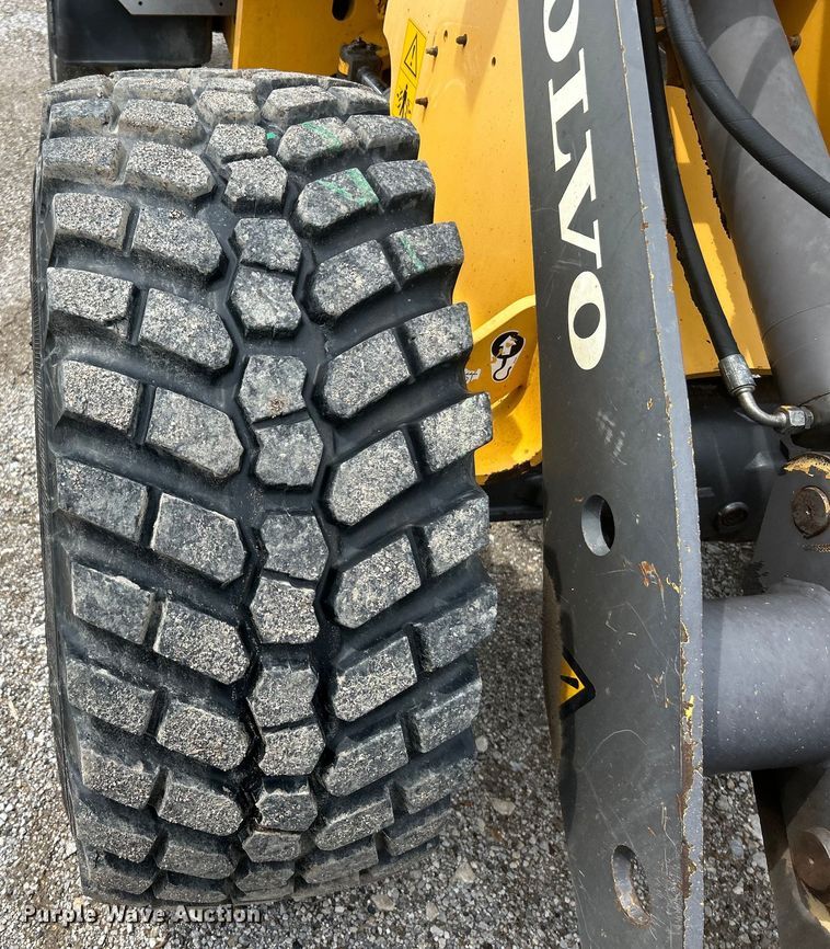 image for item EK4595 2006 Volvo  L20B-P wheel loader