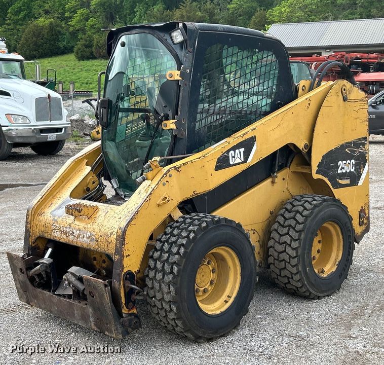 image for item EK4596 2007 Caterpillar  256C skid steer loader