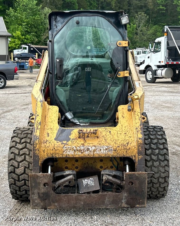 image for item EK4596 2007 Caterpillar  256C skid steer loader