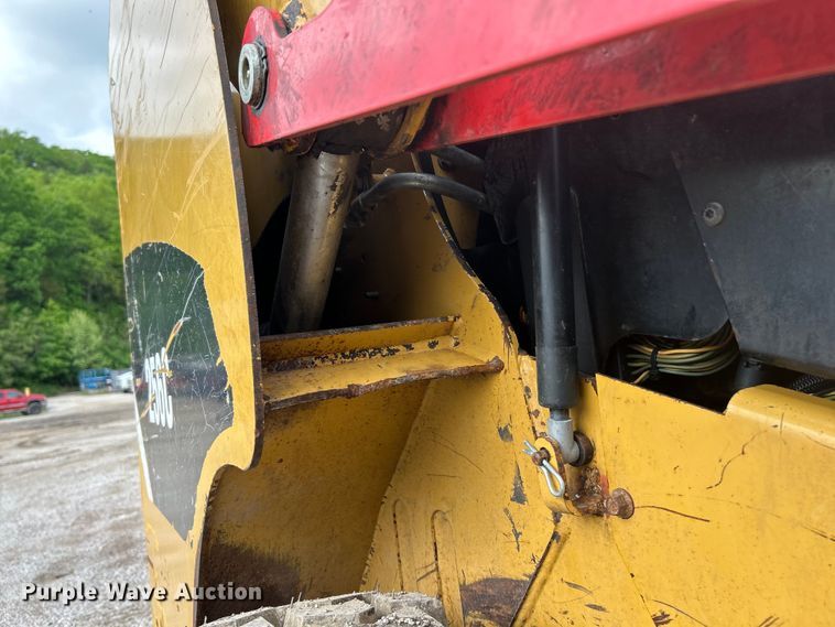 image for item EK4596 2007 Caterpillar  256C skid steer loader