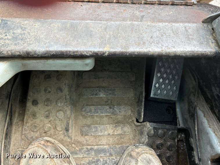 image for item EK4596 2007 Caterpillar  256C skid steer loader