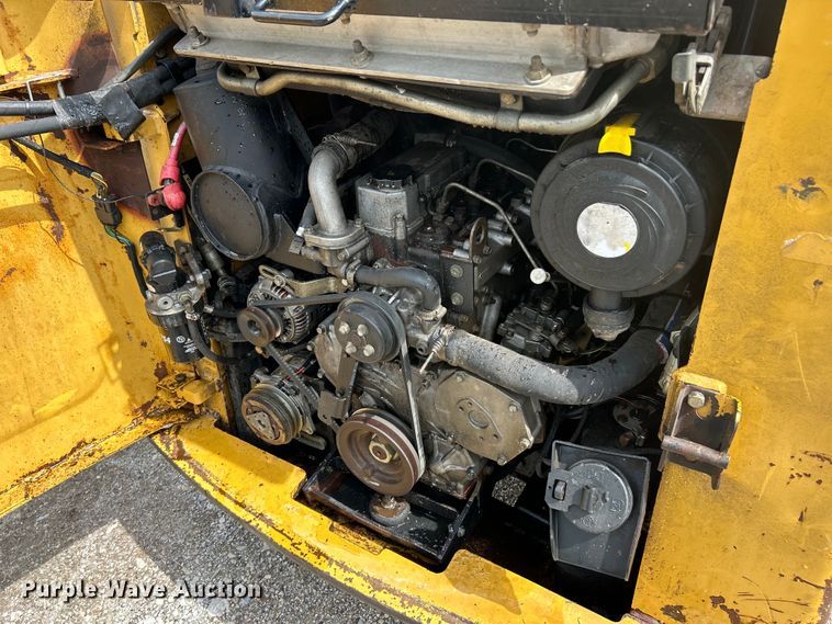 image for item EK4596 2007 Caterpillar  256C skid steer loader