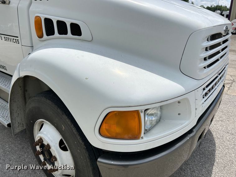 image for item EK4605 2005 Sterling  Acterra utility / service truck