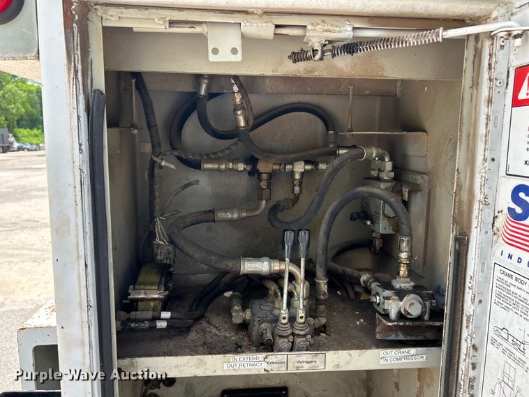 image for item EK4605 2005 Sterling  Acterra utility / service truck