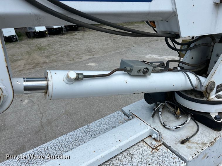 image for item EK4605 2005 Sterling  Acterra utility / service truck