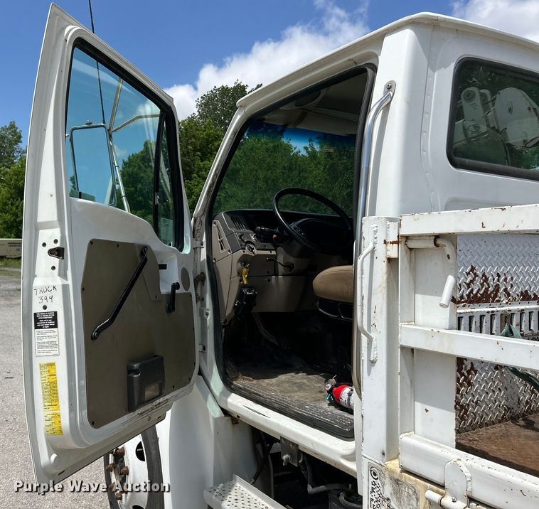 image for item EK4605 2005 Sterling  Acterra utility / service truck