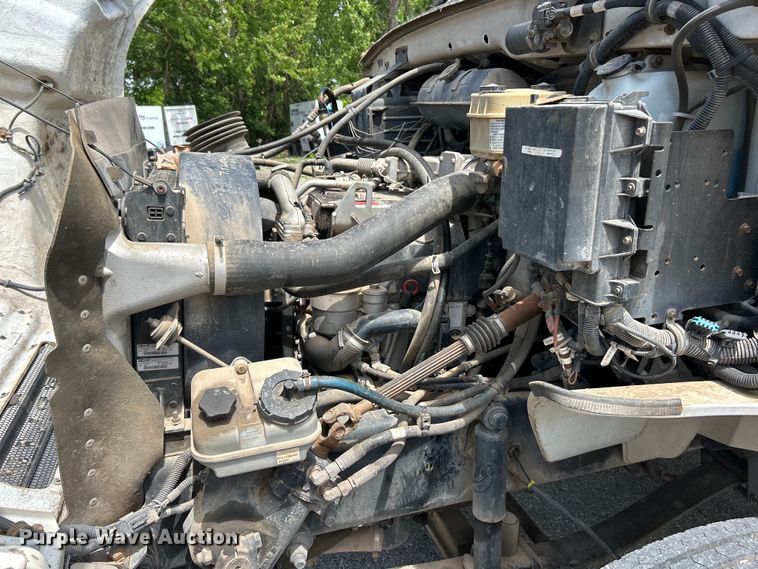 image for item EK4605 2005 Sterling  Acterra utility / service truck