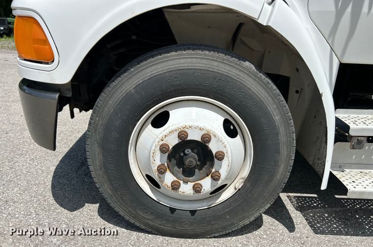 image for item EK4605 2005 Sterling  Acterra utility / service truck