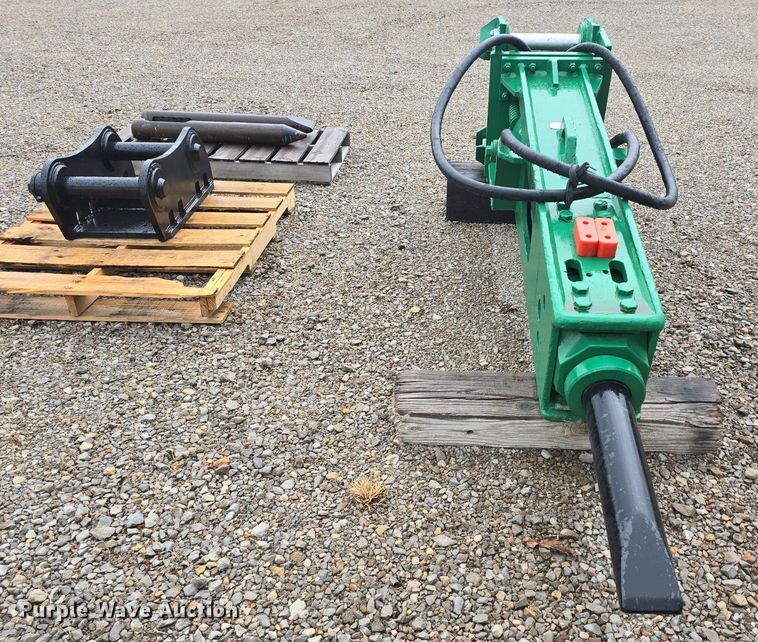 image for item EK5907 2001 Rockram 775 breaker