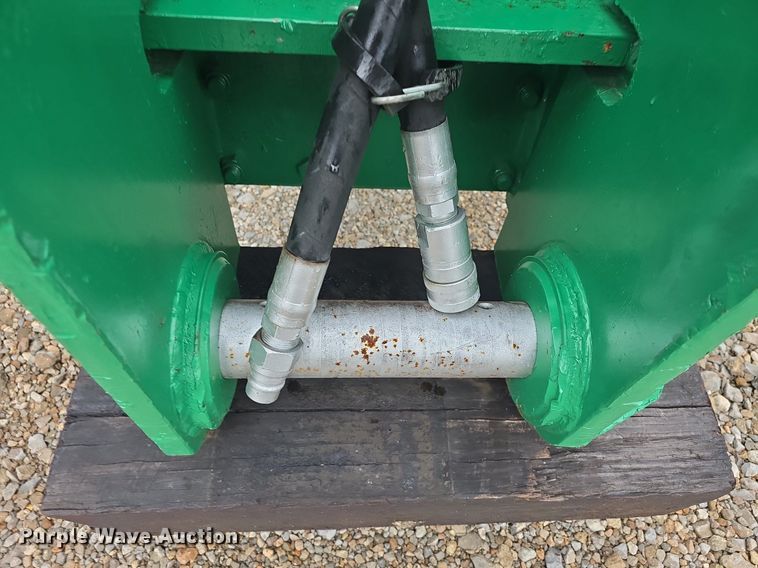 image for item EK5907 2001 Rockram 775 breaker