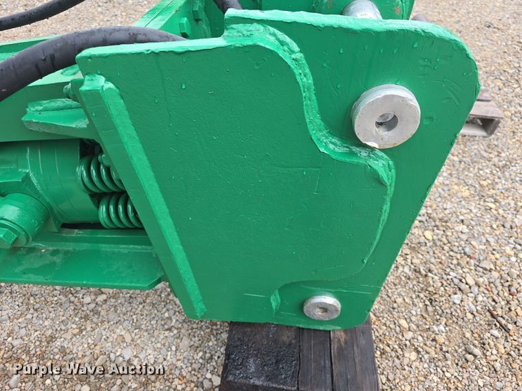 image for item EK5907 2001 Rockram 775 breaker